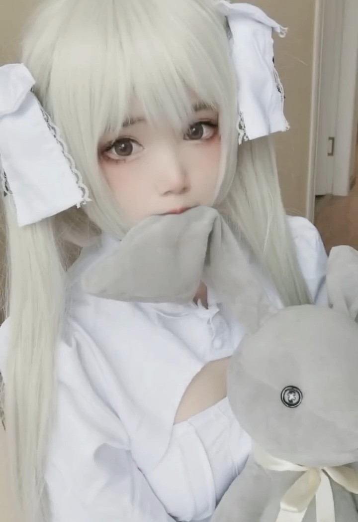  - 白丝袜的香香