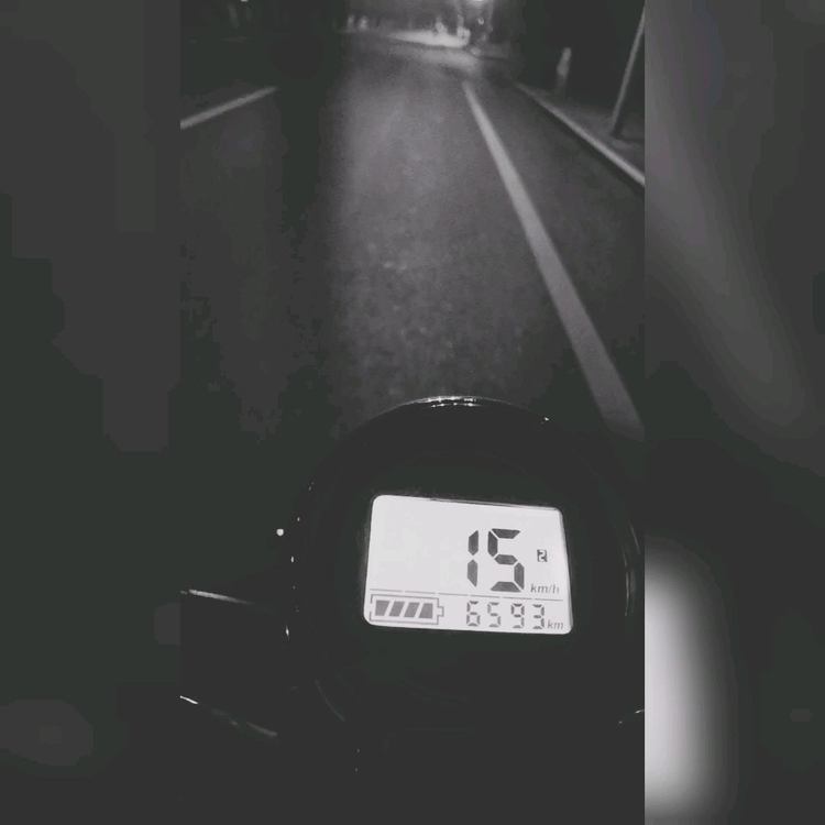  - 感谢七十粉  持续努力  校园high歌😈😈