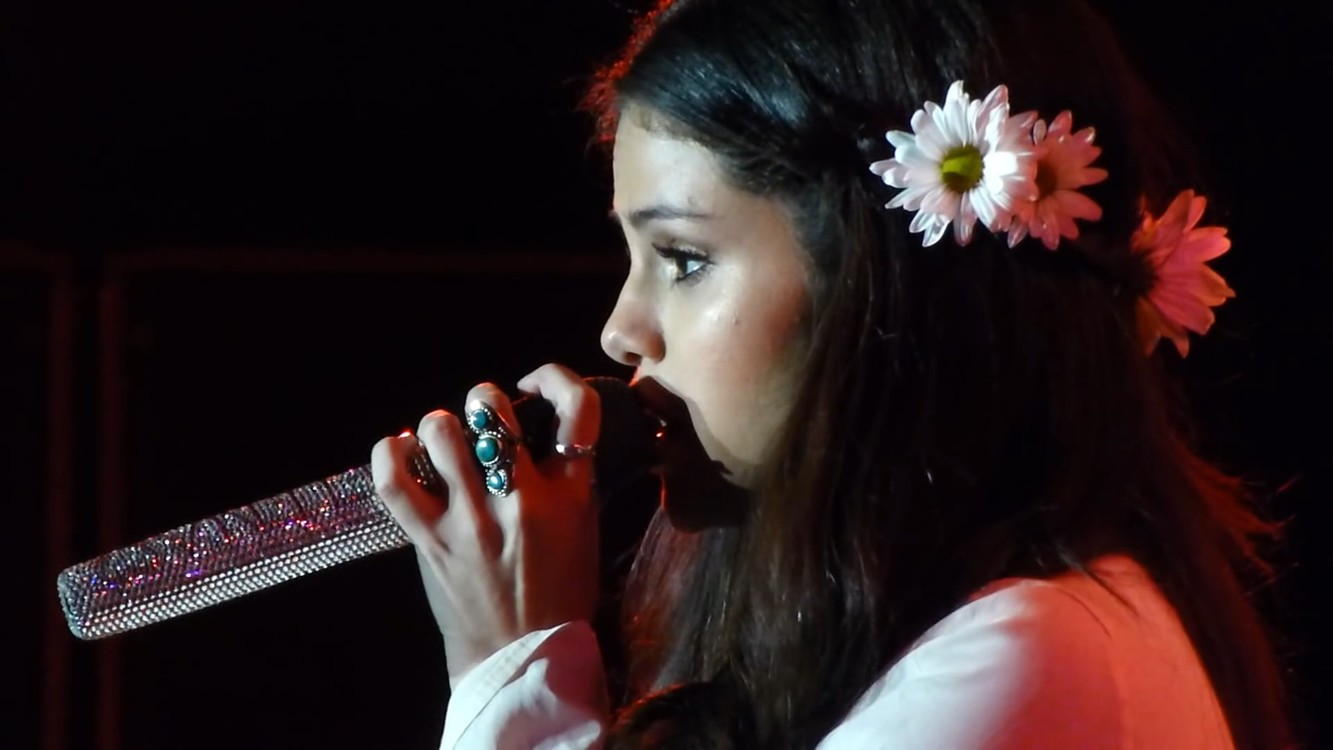 selena gomez 2013年 《who says》绝美现场