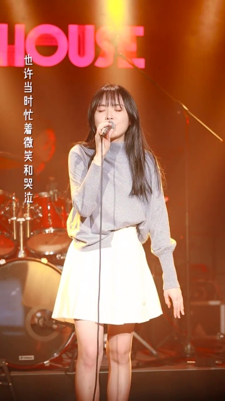 李荣浩爱徒唱光良第一次歌声值得单曲循环听完耳朵已怀孕