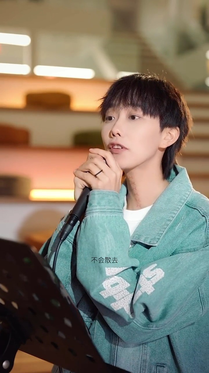  - “你过年回家吗？”#老伴