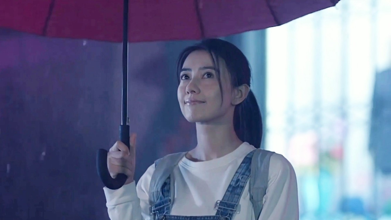 任妙音一首《天在下雨我在想你》美妙动听,百听不厌