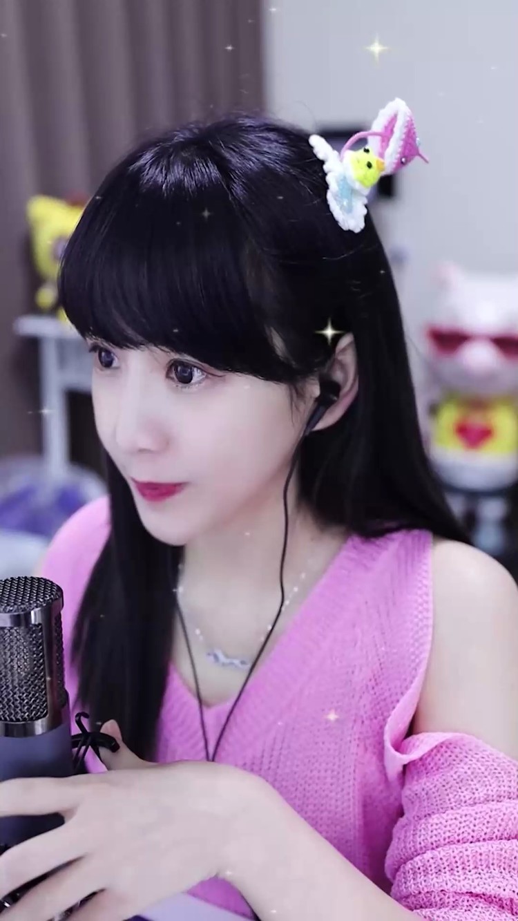 文儿唱这首歌不调皮啊多么好听的一首歌