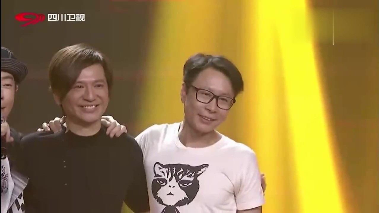 围炉音乐会:beyond讲述遗珠之憾,乐队再相聚,演绎《灰色轨迹》