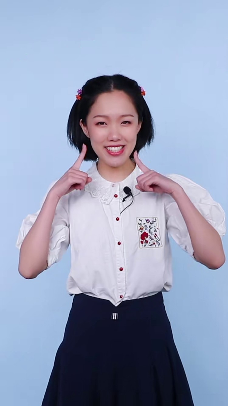 神曲《你笑起来真好看》,宝宝快来跳简单的手指操