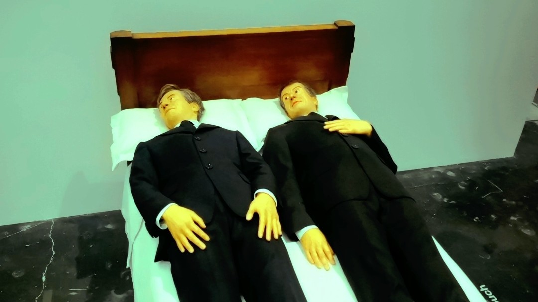  - 看艺术展听的歌