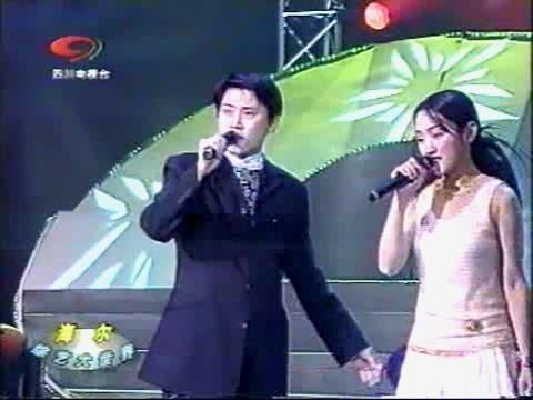  - 音乐人陈爽和女神杨钰莹早年合唱《心雨》的珍贵视频