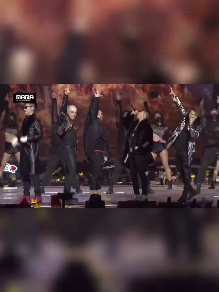 1:bb称霸7815 2:2ne1合体7815(也是最后一次合体) 3:ikon新人