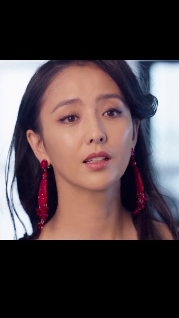 佟丽娅像裴南苇还是红薯 #雪中悍刀行  #唐人街探案3