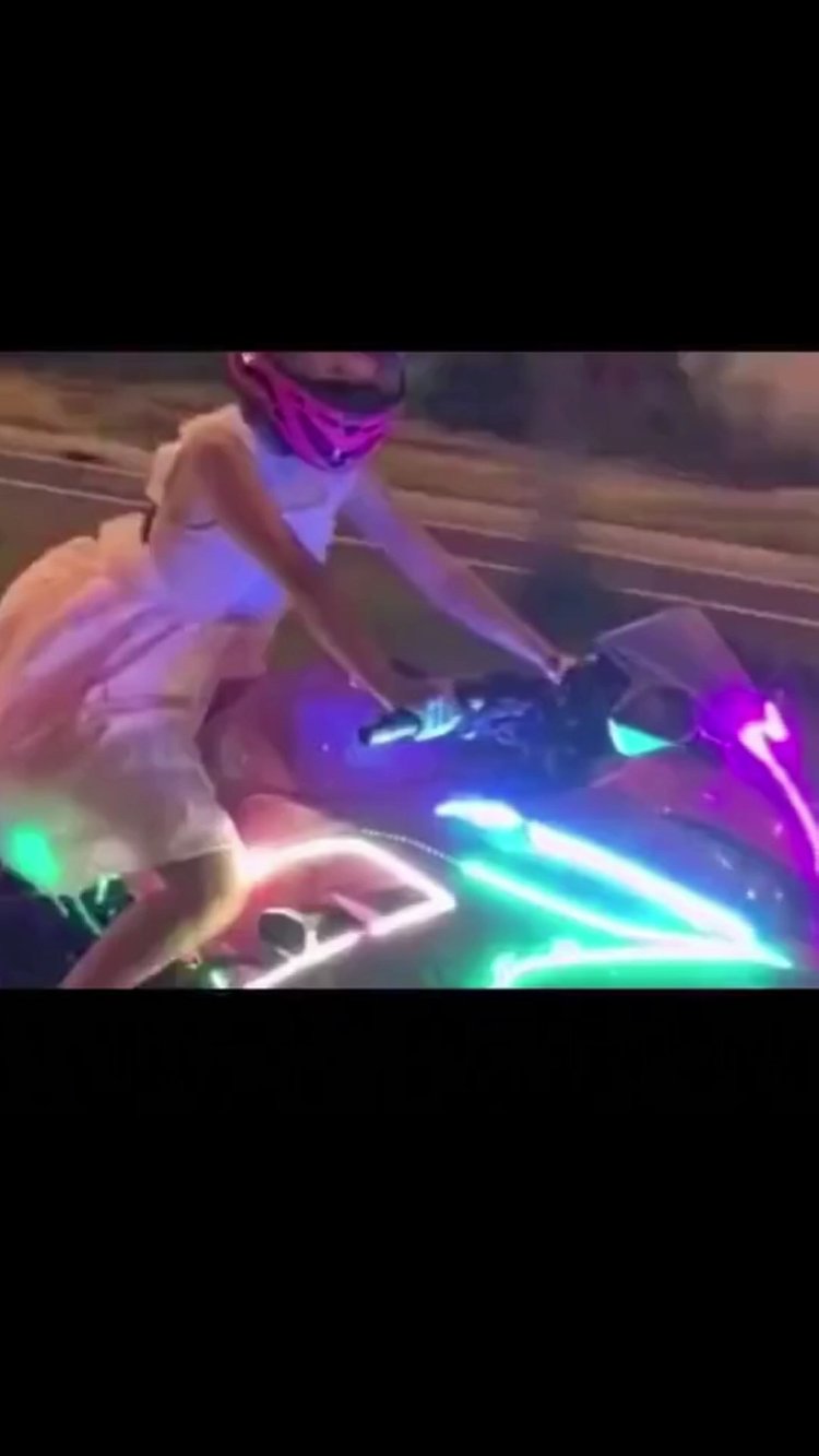  - 车载音乐必带，一路逛飙