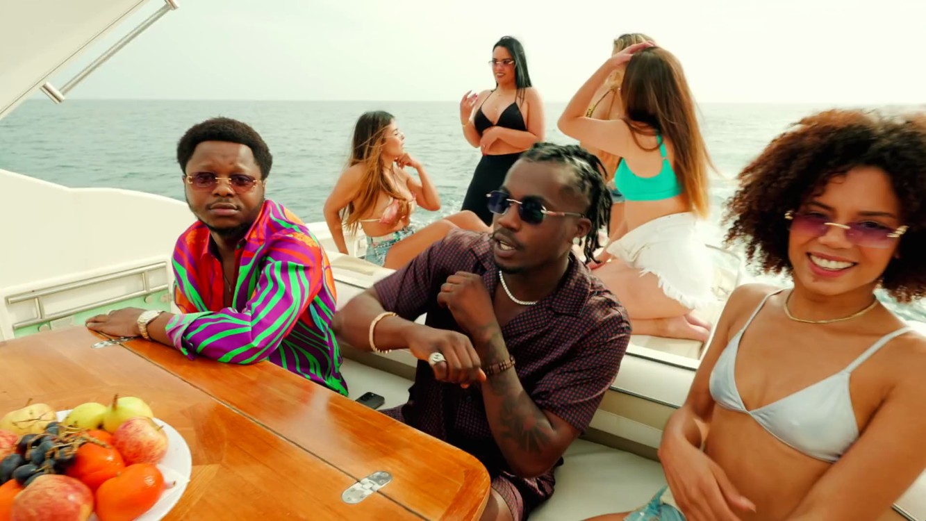 - 「悠闲下午茶音乐」一首法语 drill,带点 Afro 和电子音乐的味道