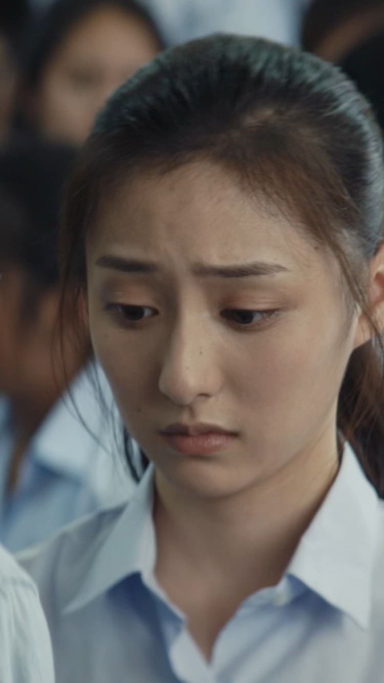 - 青春最好的样子是纯白校服