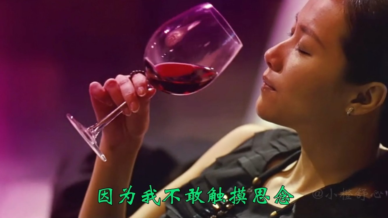 歌曲《这条街》,唱出了爱情的浪漫与甜蜜,少年到中年的心路历程