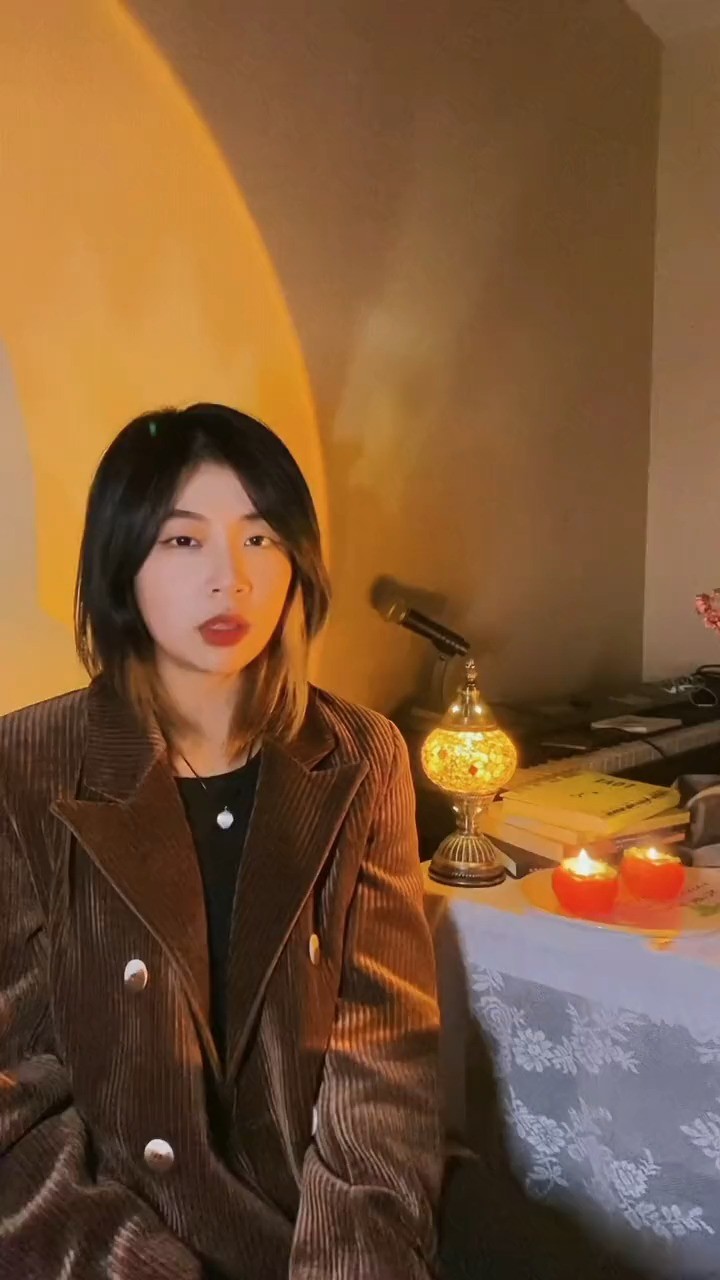  - 陈文非《孤独颂歌》愿你熬得过万丈孤独，藏得下星辰大海