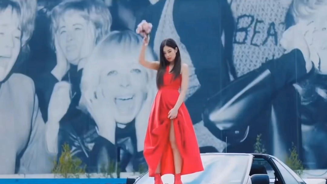  - CL与JENNIE的歌曲联动