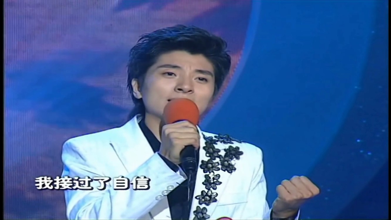 - #黄训国 倾情献唱#经典歌曲 #父亲 唱得感人肺腑, 听完落泪了!