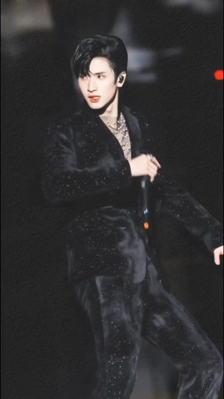  - 《少数派报告》 Tizzy T/VaVa毛衍七/Jony J/布瑞吉Bridge/黄旭