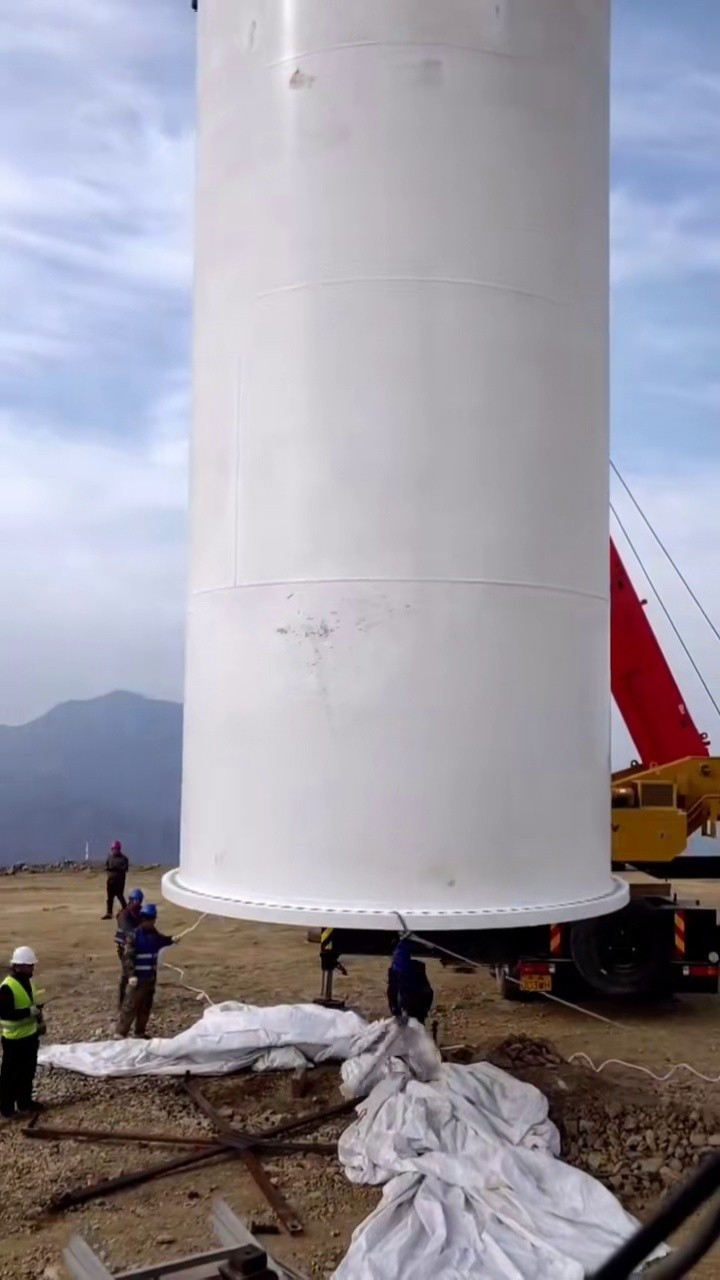 吊车 #风电 安装底座塔筒