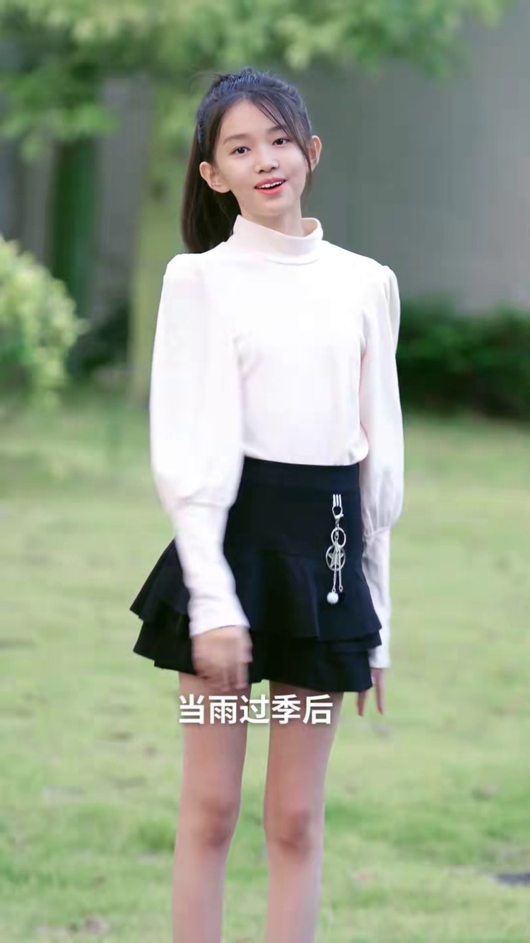 我怕来者不是你 #手势舞 #歌曲 #甜美女孩 #爱笑女孩