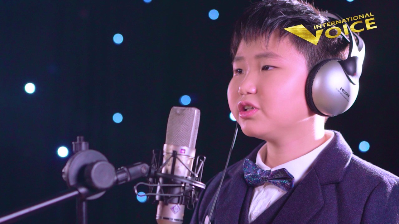 - “小帕瓦罗蒂”超好听童声版本《You raise me up》,必听!