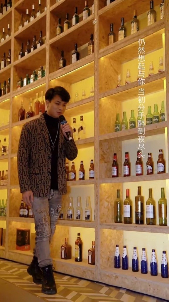 习惯失眠 - 黑雄-高清mv在线看-qq音乐-千万正版音乐海量无损曲库新歌