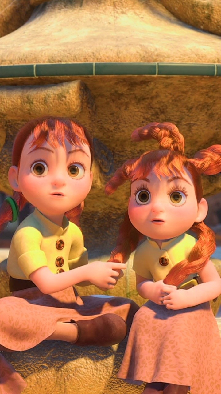 这么长的头发,还是得找娃娃们一起编小辫#魔发奇缘 #治愈 #白蛇簪