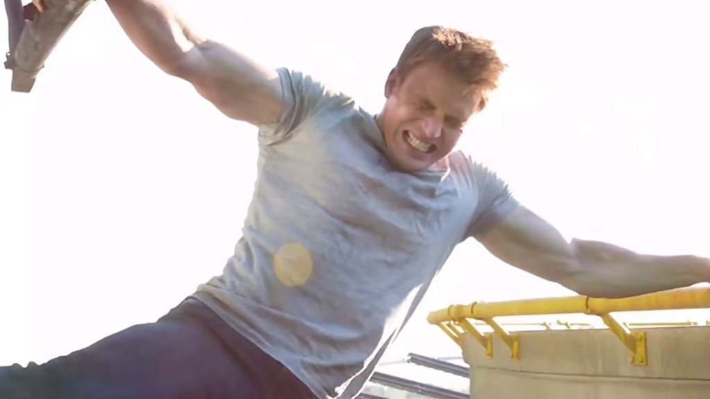 美队徒手拉飞机经典场面 #美国队长  #漫威