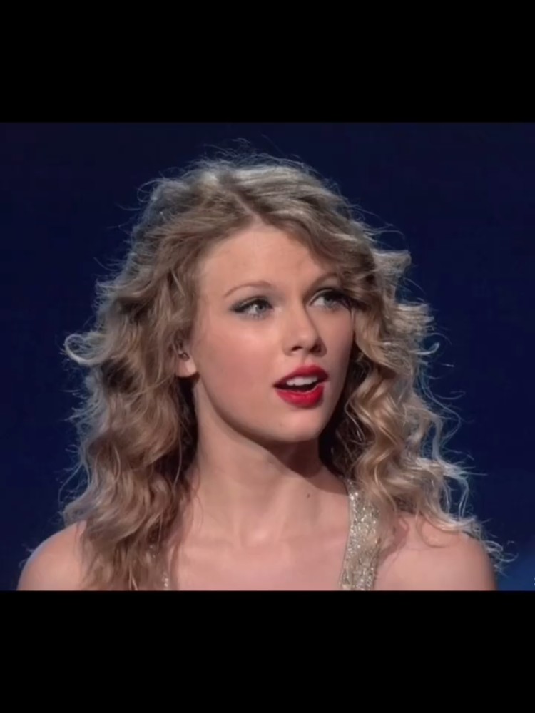 霉霉最经典的一首歌曾圈粉无数现场美翻了