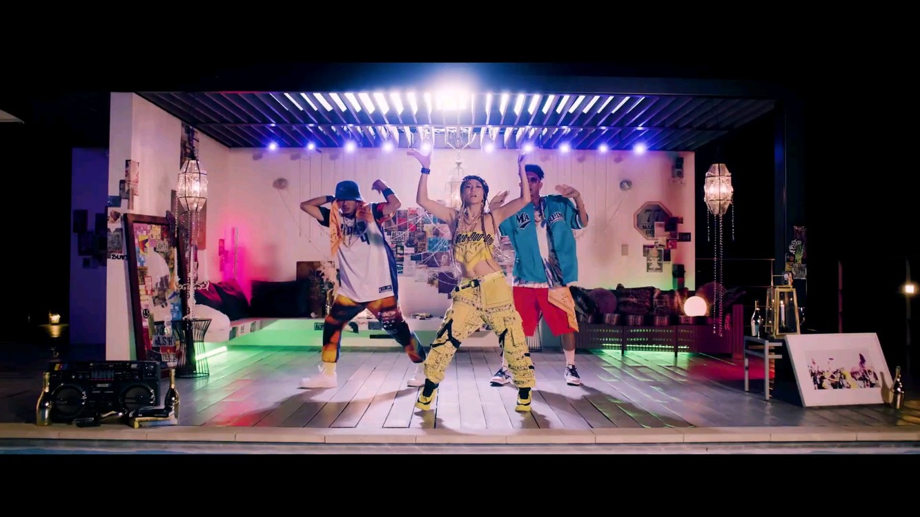 倖田來未 ピンク スパイダー Ktv版 高清mv在线看 Qq音乐 千万正版音乐海量无损曲库新歌热歌天天畅听的高品质音乐平台