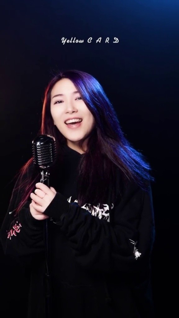 《bbibbi》围观这个装傻卖萌的老姐姐…#iu #bbibibi