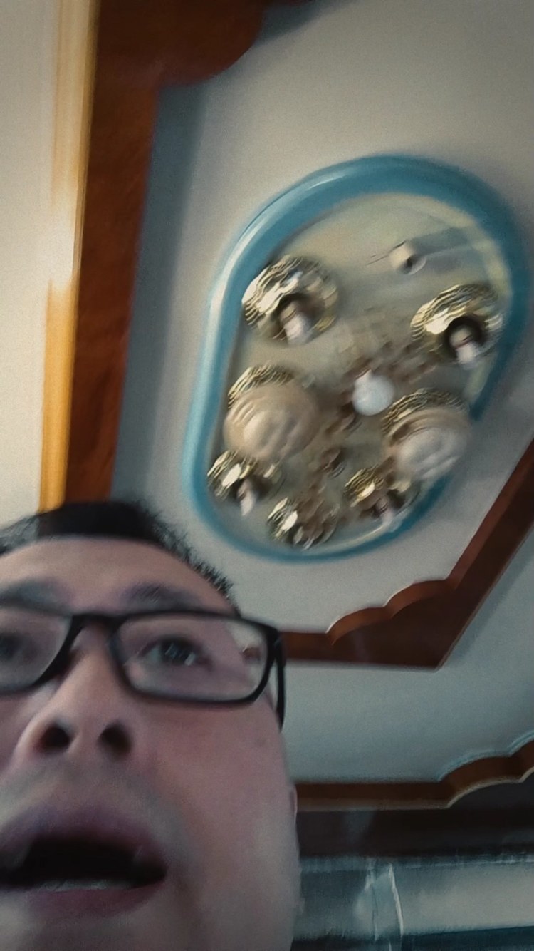 - 音乐人日常排练齐秦经典《直到世界末日》