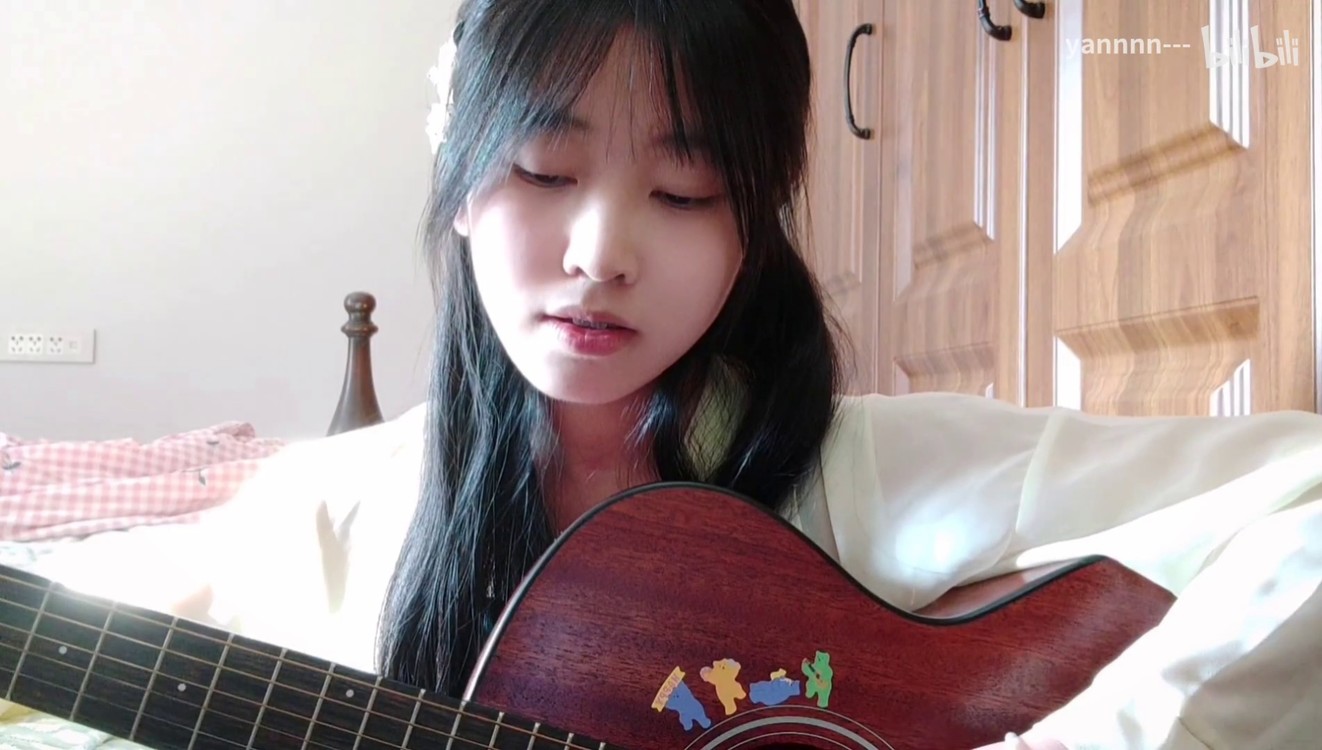 网红女主播文儿翻唱一首电音faded真是太好听了不愧一姐