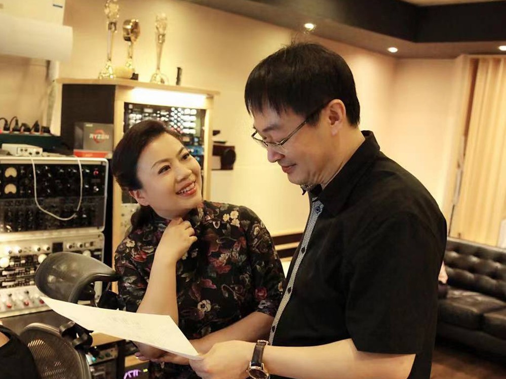  - 歌唱家张也《有多好》甜美动人，作曲家栾凯监棚创作