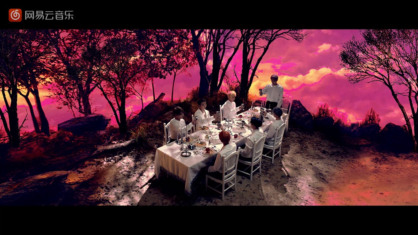 61 93 8905 (血汗泪)