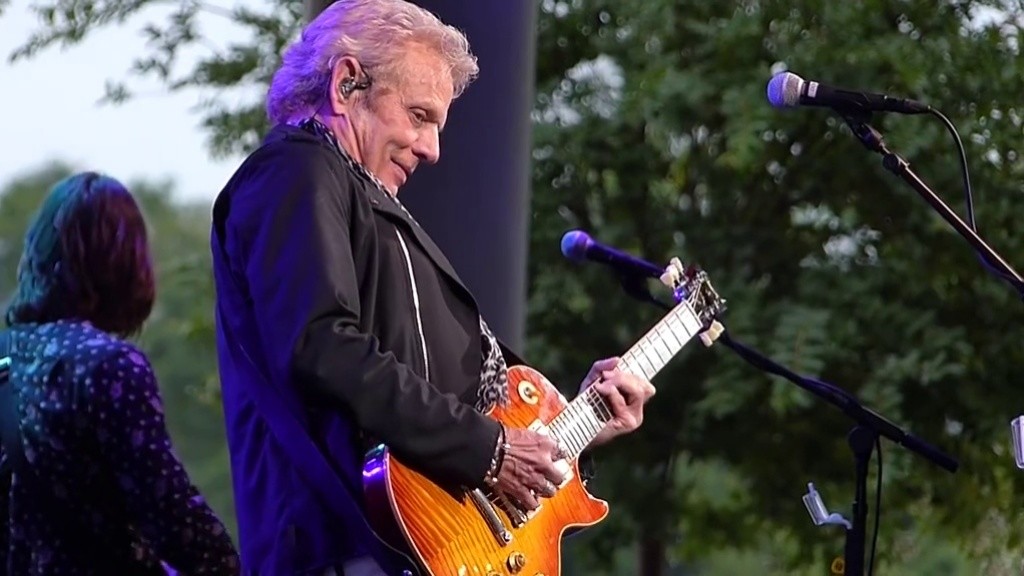 老鹰乐队don felder现场演唱 - one of these nights