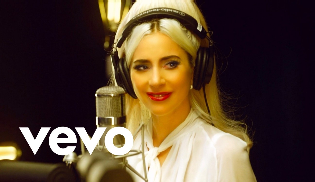  - 【MV首播】Lady Gaga与老爷子新单《Night And Day》