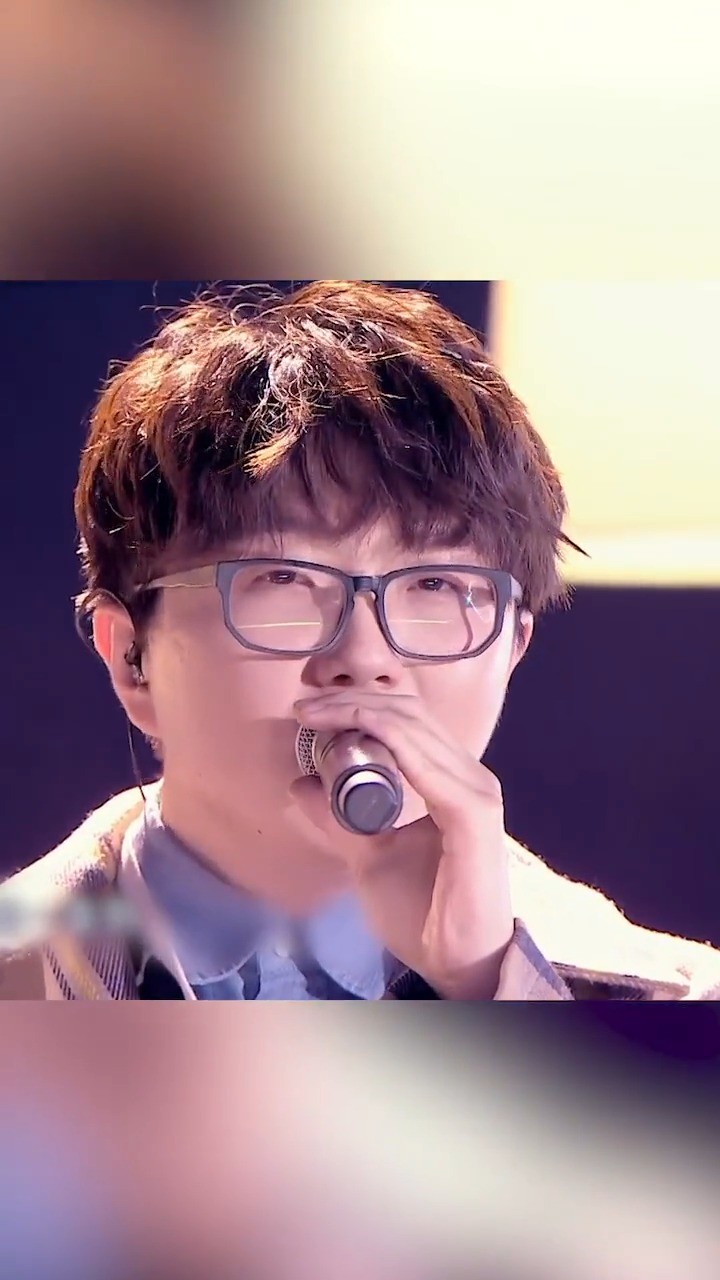 毛不易-《无问》好想捏捏毛毛的胖脸