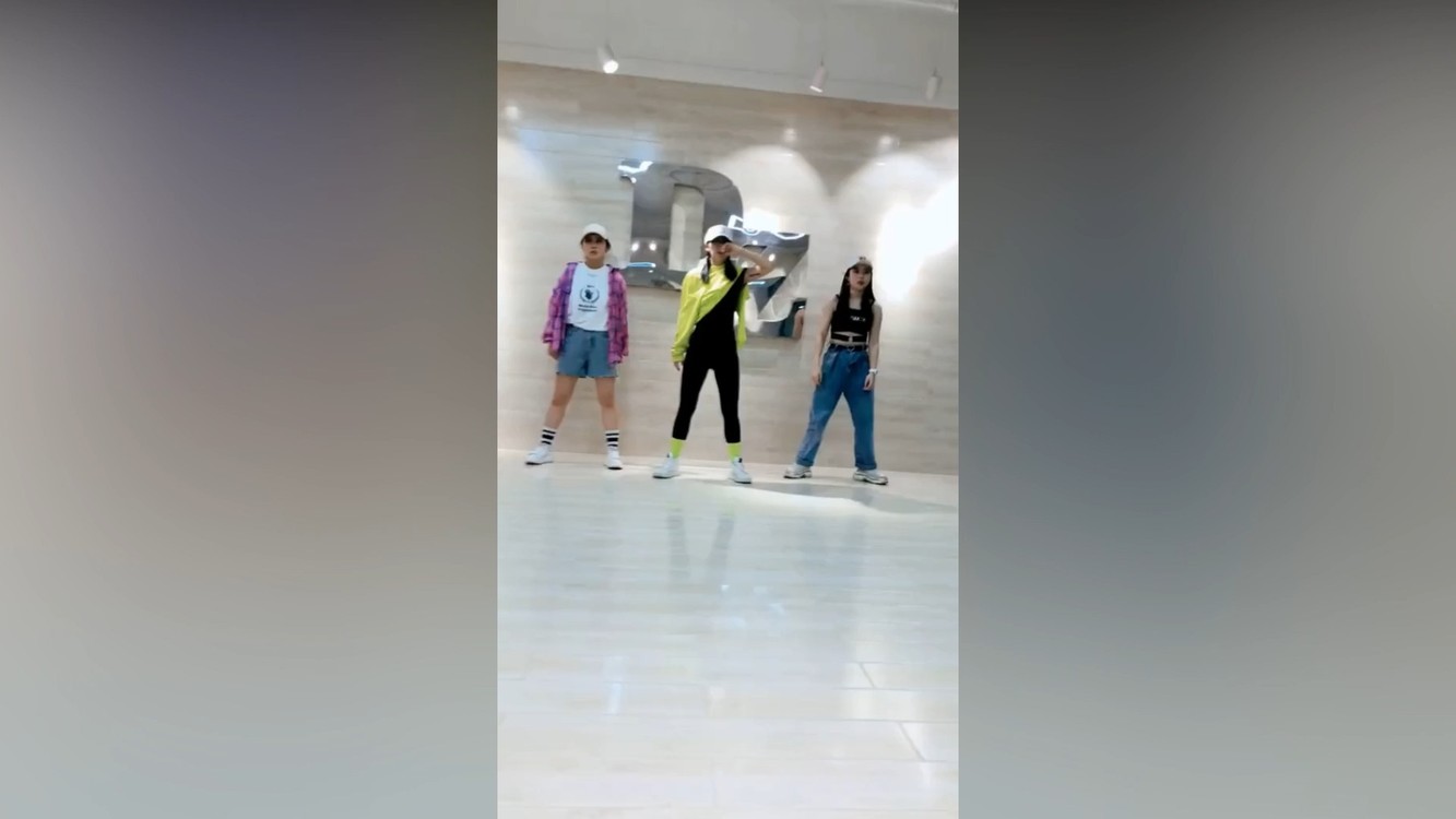  - 芦文文-LOWdj舞曲 抖音热门BGM