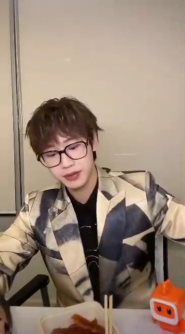  - 220118 AK刘彰直播（全场）