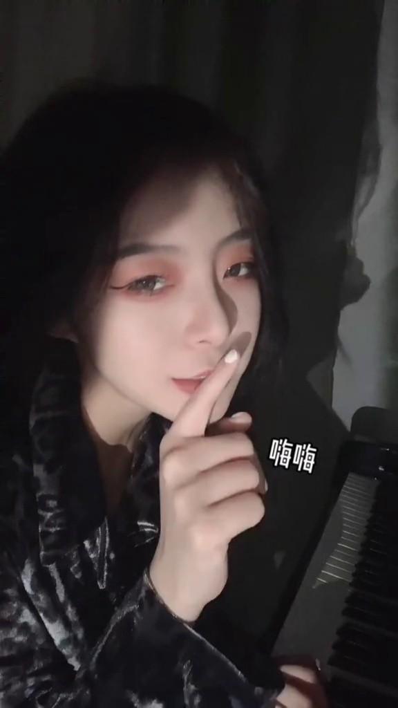 zkaaai《不怪她》 她开着邻居家的 toyota-高清mv