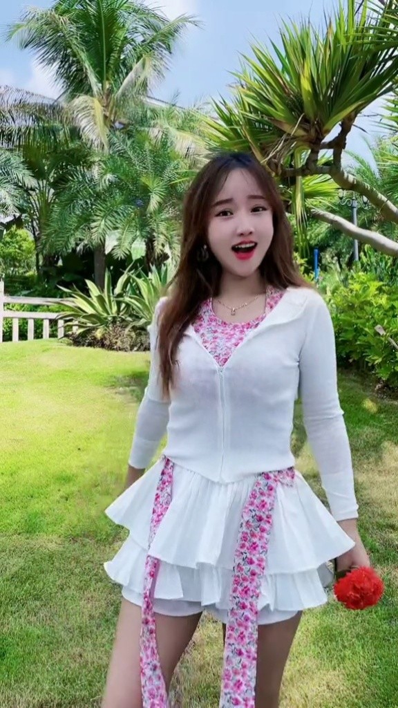 颜久冰 如果你愿意多花点时间来了解我你就会发现多花了点时间 #时间