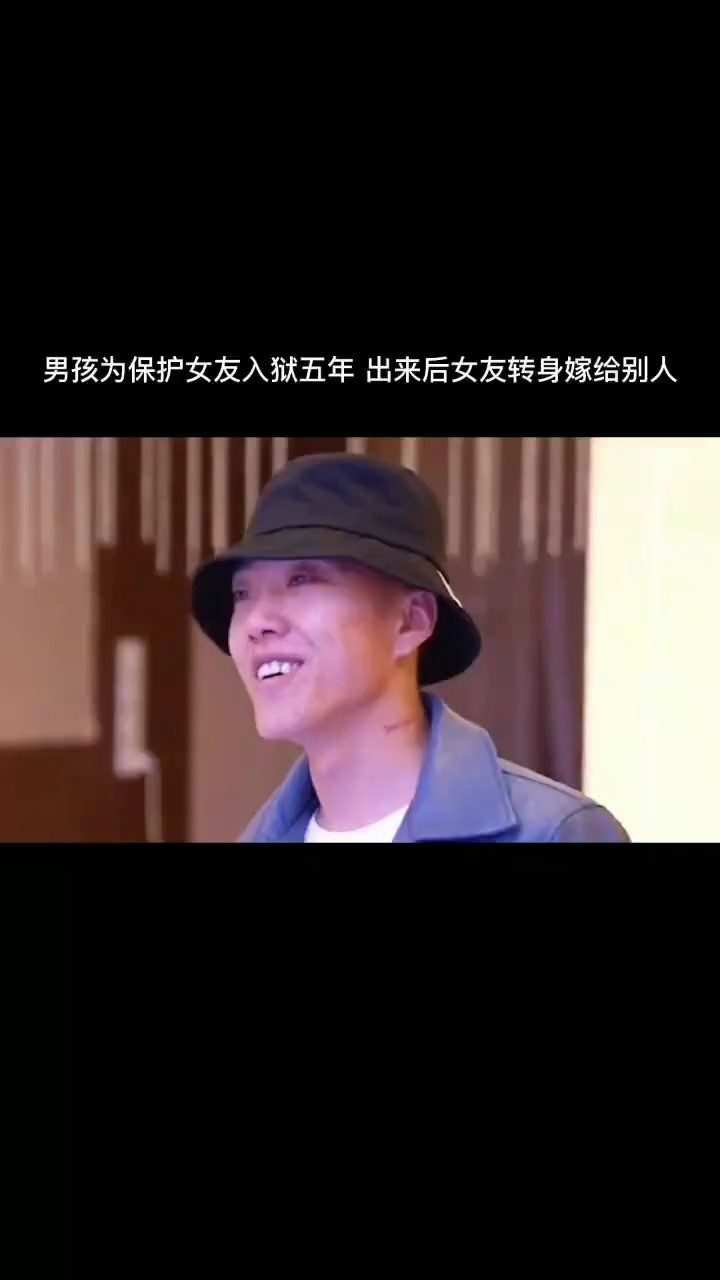  - 柴三岁《我们终究也成路人了》：那天晚上，我在客厅坐了两个小时