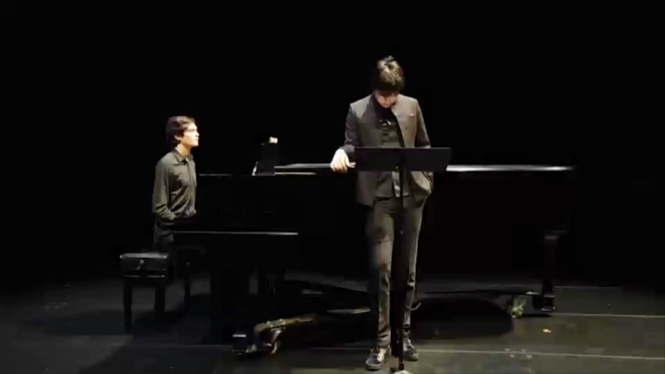  - 重庆小伙杨珂瑞擅长中低音领域