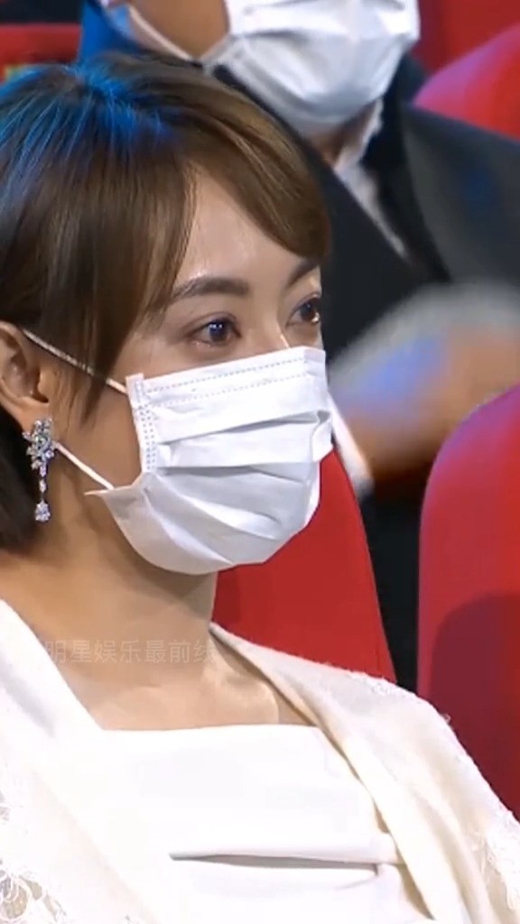  - 闫妮 击败孙俪夺得第26届白玉兰最佳女主角