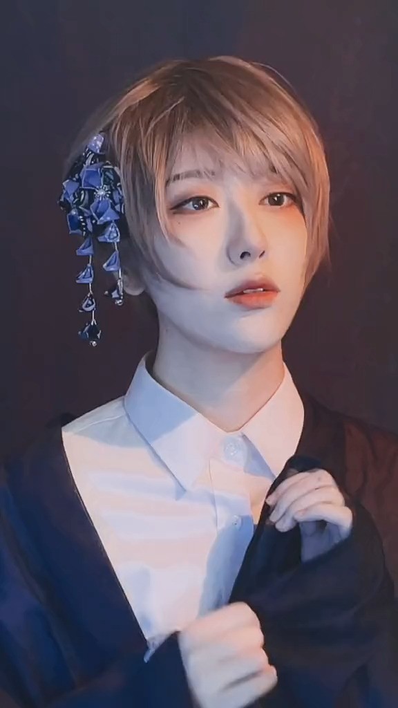 - 神明大人救救我神明大人