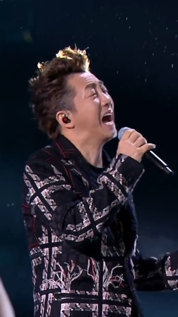 中国好声音 陈其楠和庾澄庆一起合作的这首《春泥》