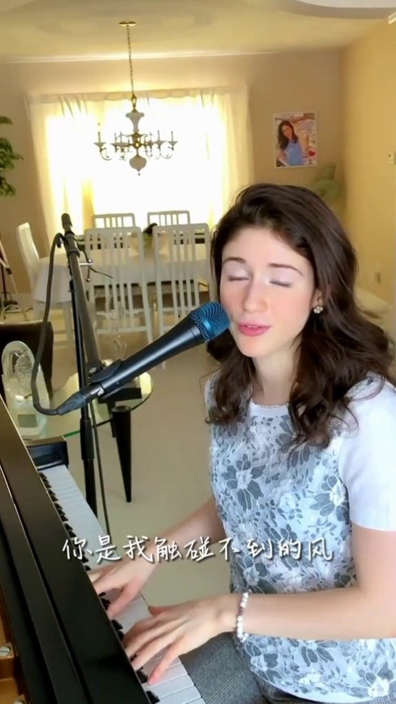 醒不来的梦 #钢琴弹唱 #carlybeth