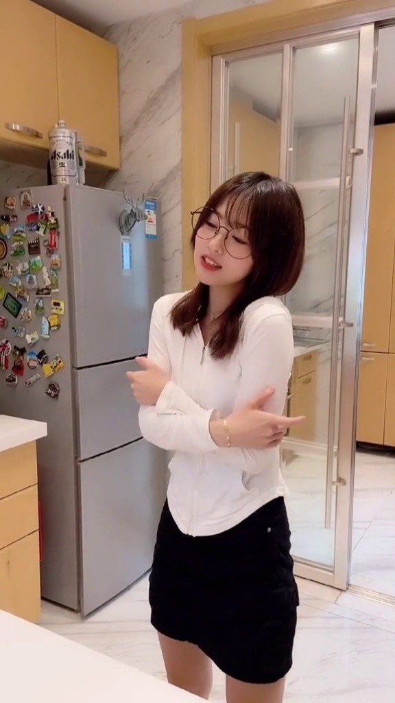 大西daisy 我的心不听话,总是在想你?