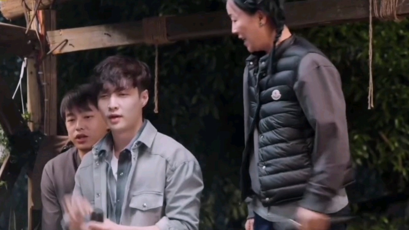 - 张艺兴那英合唱《征服》