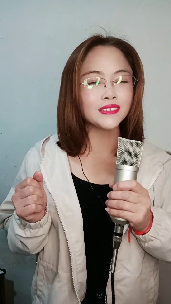 想你的时候问月亮